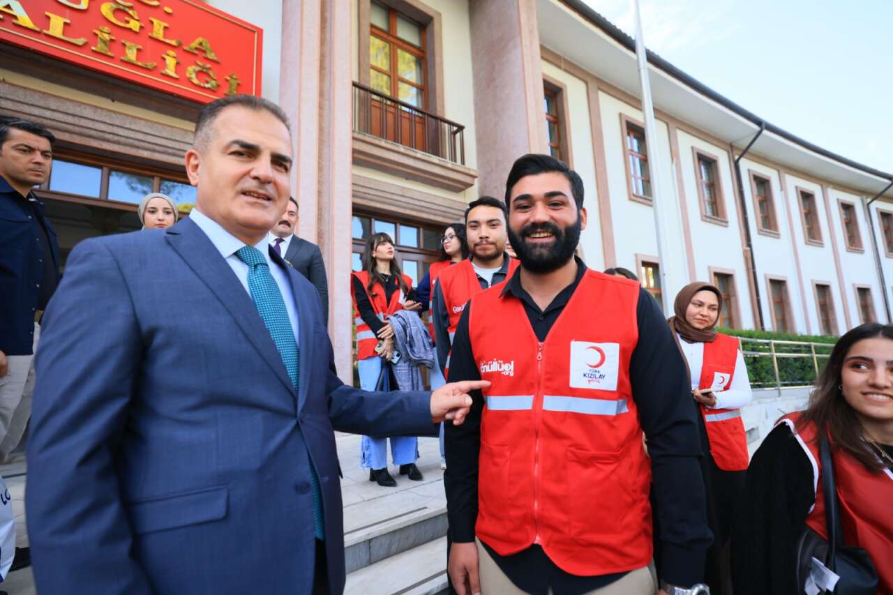 Muğla Genç Kızılay'dan Vali Akbıyık'a Ziyaret 2